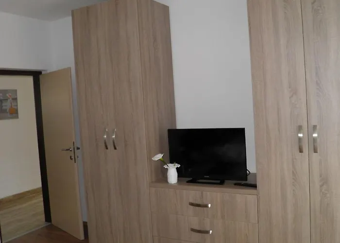 Apartman S Dvije Spavace Sobe 4 Osobe Selce
