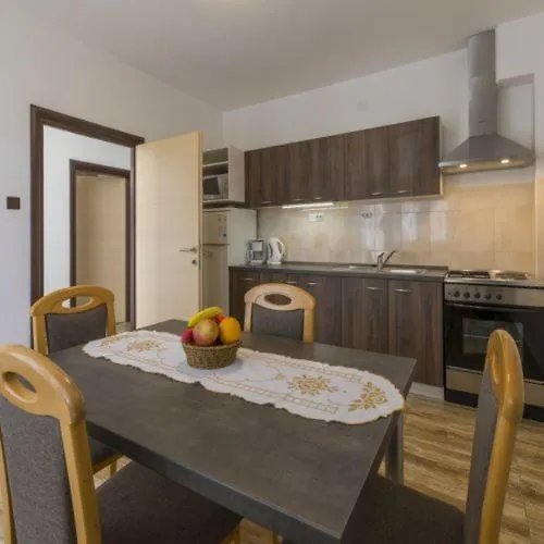 S Dvije Spavace Sobe 4 Osobe Apartman